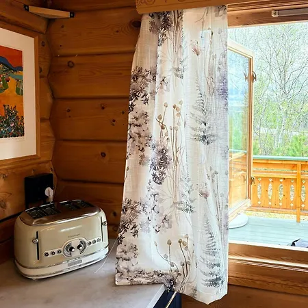 Timber With View Over Highlands Near Casa vacanze *